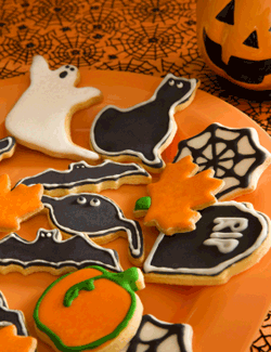 Halloween Treats Cookies Cupcakes