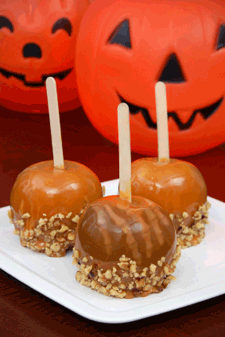 Halloween Caramel Apples